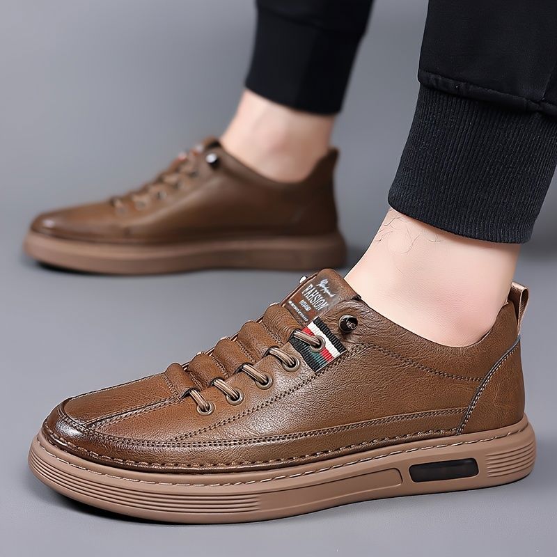 Dalton Leather Sneakers