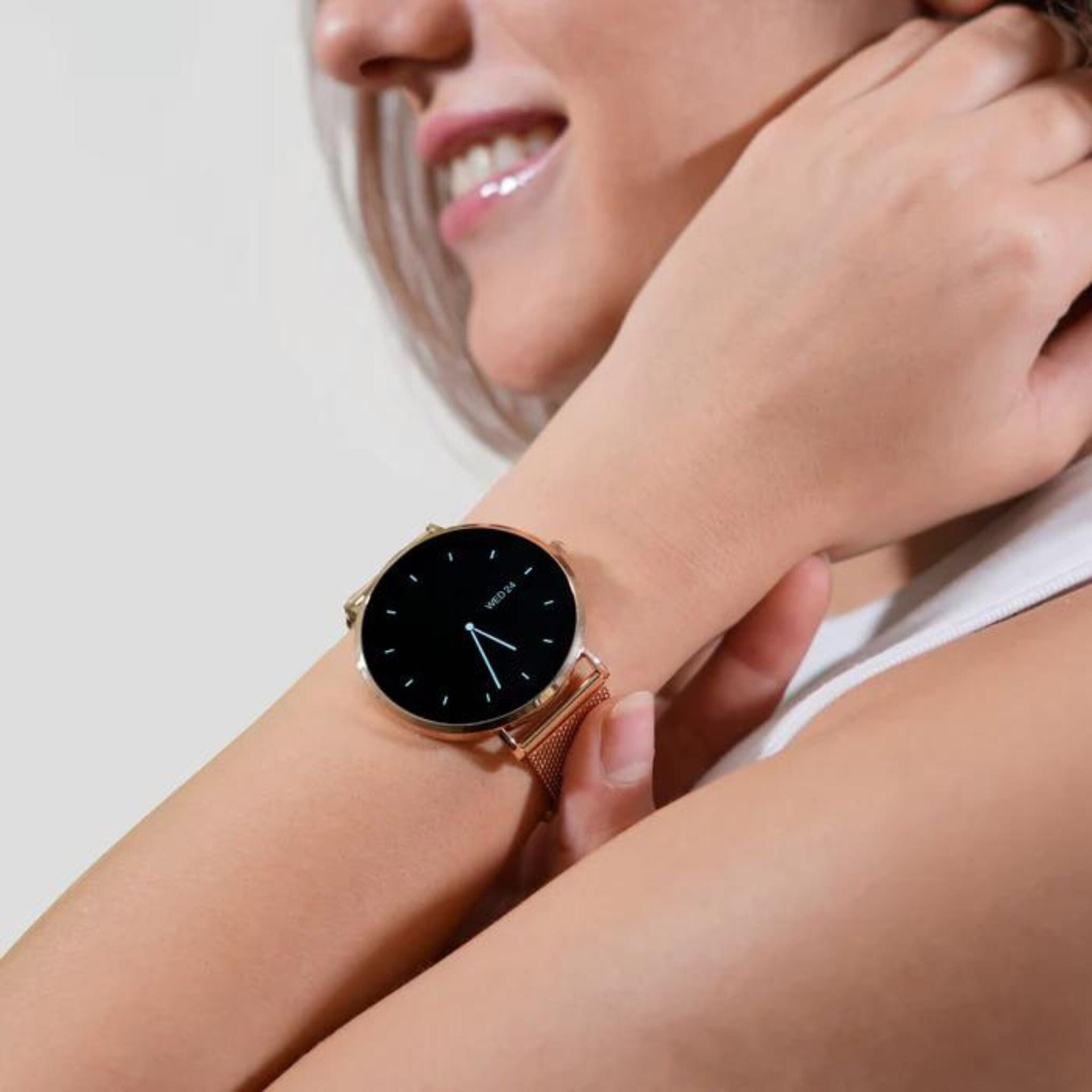 GLAMOURSMART™ - Elegant and Luxurious Smartwatch